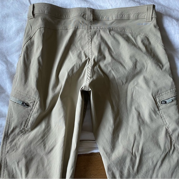 Eddie Bower - womans khaki pants - size 6 - Picture 7 of 7